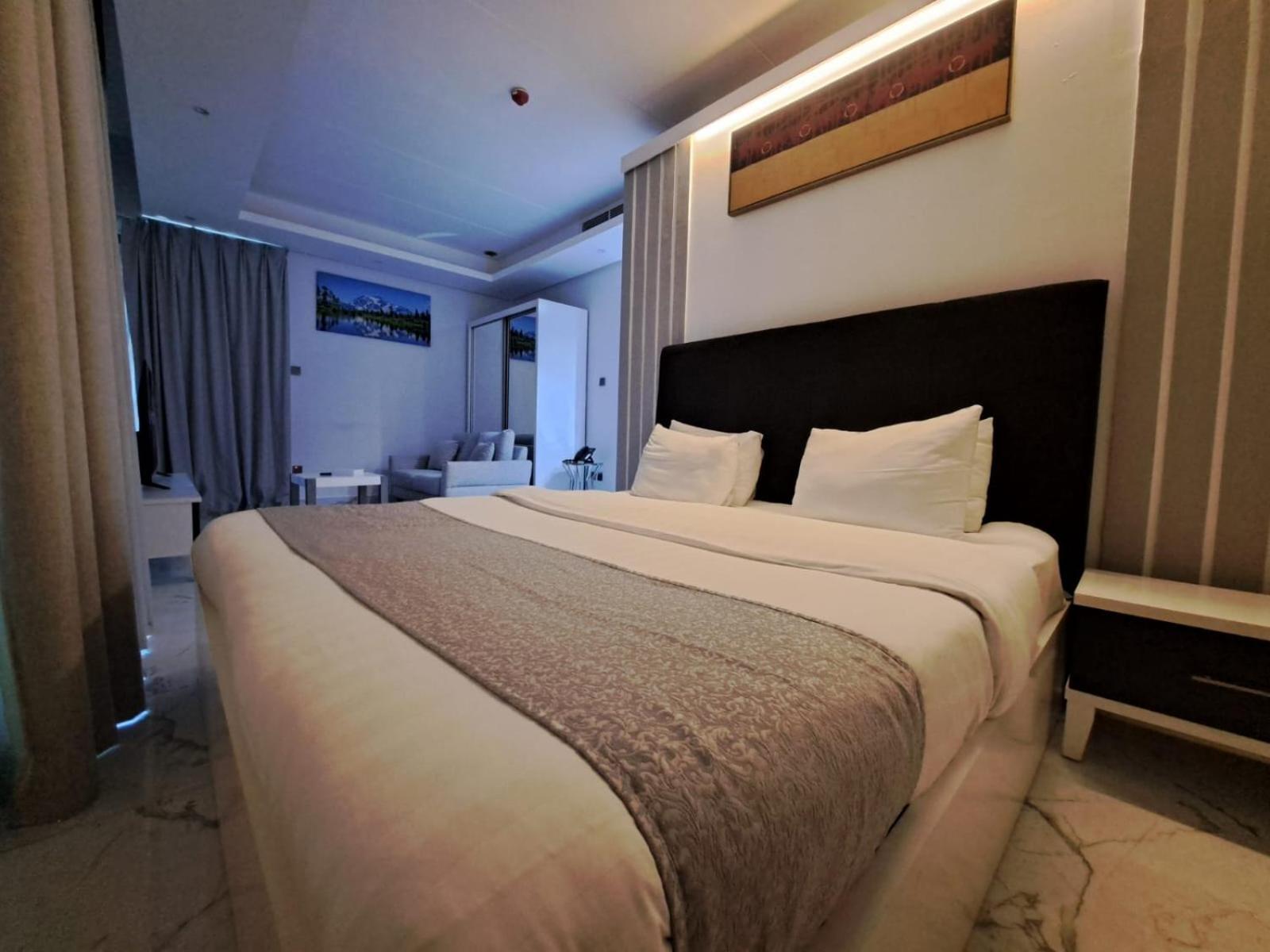 Al Safwa One Al Hidd Exterior foto