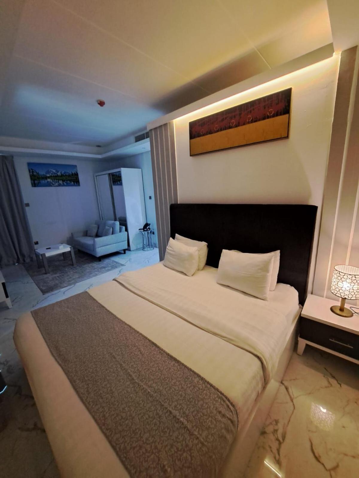 Al Safwa One Al Hidd Exterior foto