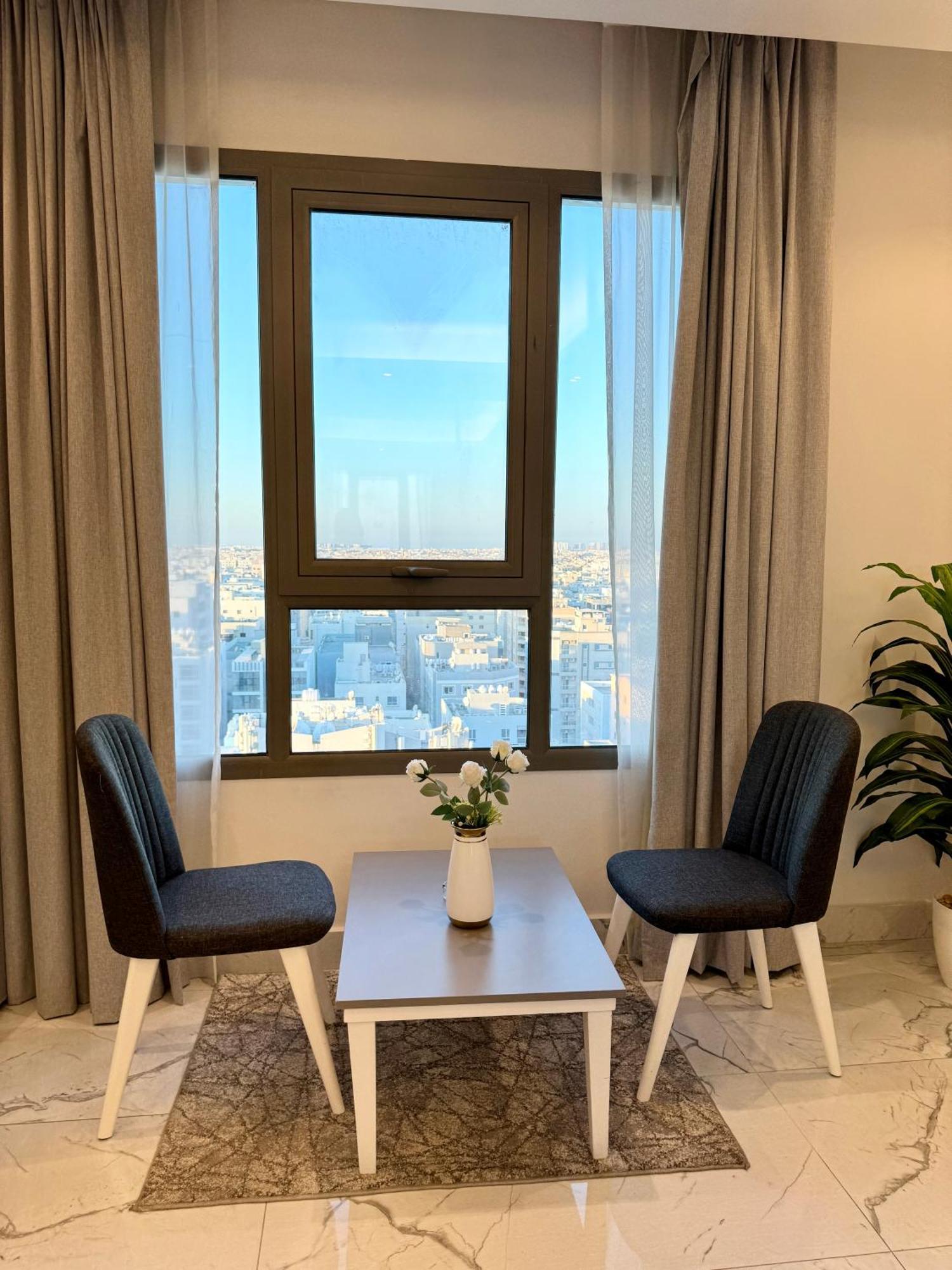 Al Safwa One Al Hidd Exterior foto
