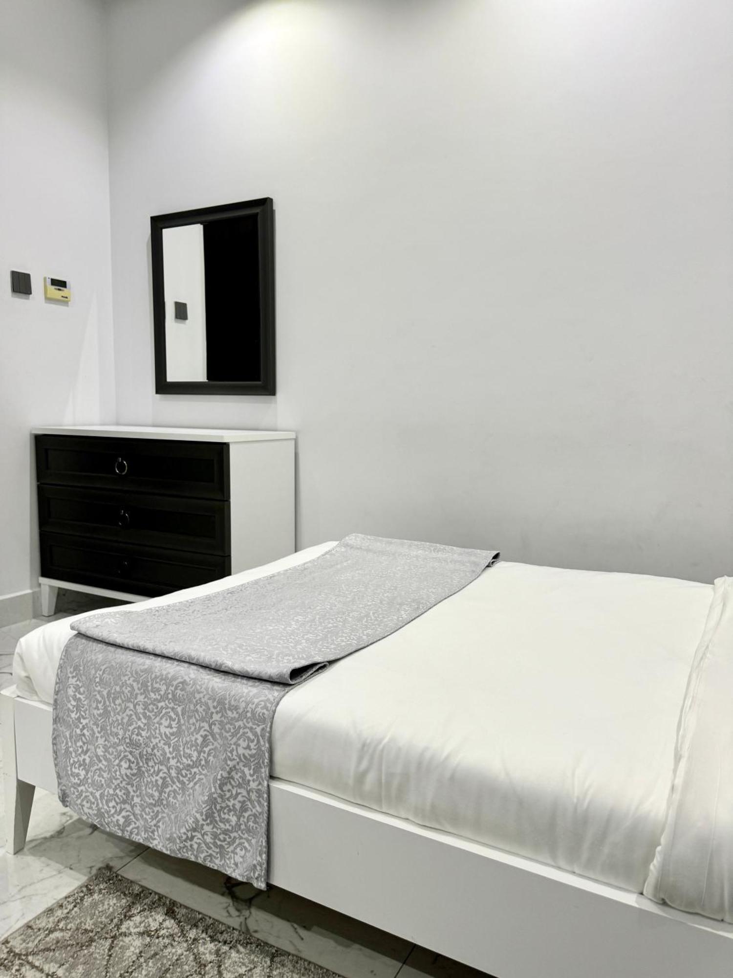 Al Safwa One Al Hidd Exterior foto
